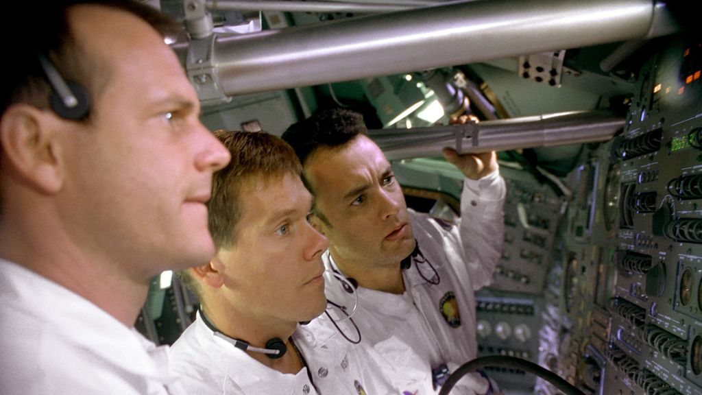 Comme l'équipe d'Apollo 13 travaillant sous pression pour résoudre un problème vital, l'analyste doit tester rigoureusement son hypothèse face au scepticisme.