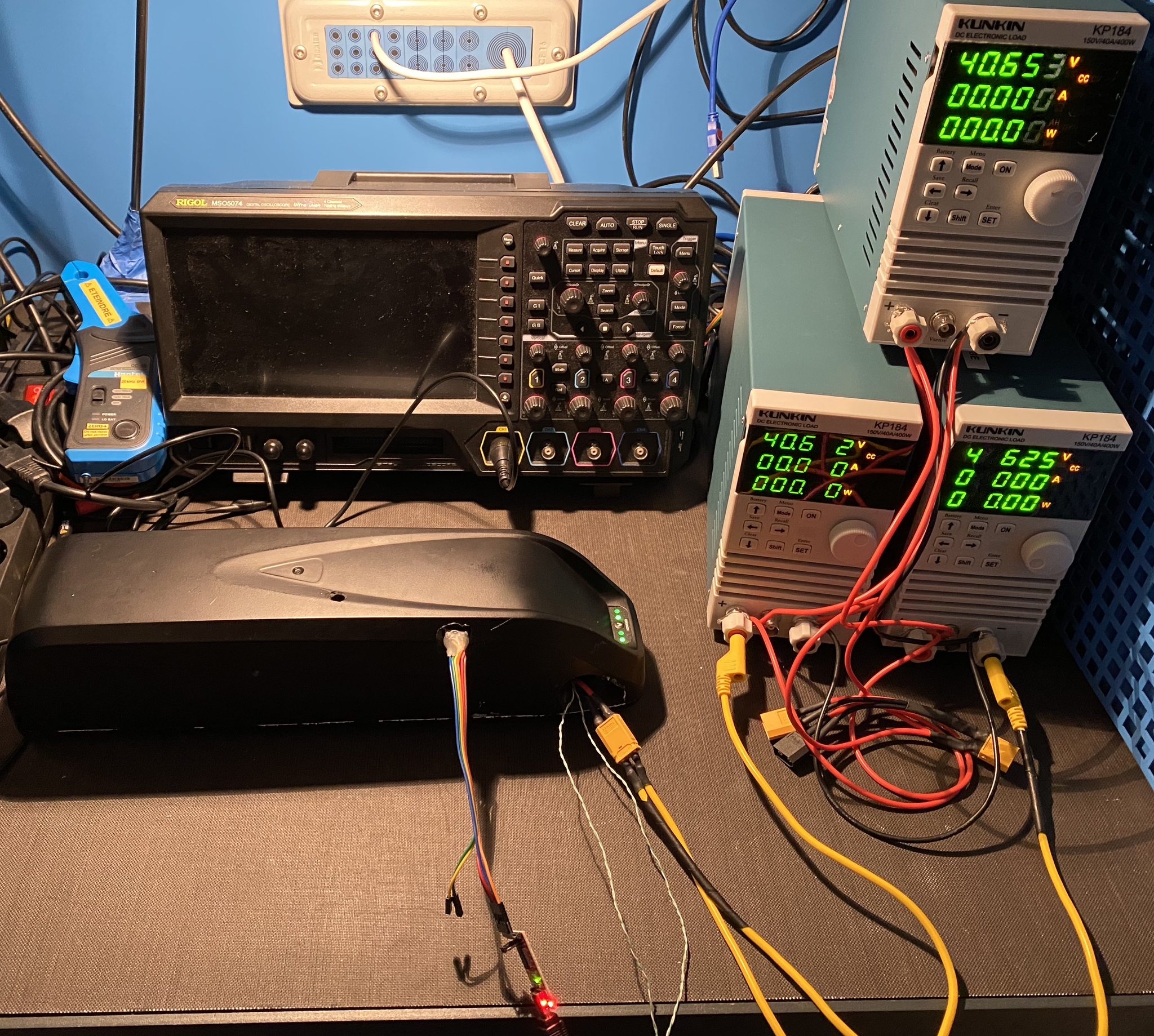 Picture of the test setup